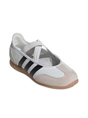 NEW!!! Adidas Womens Barreda Mary Jane Sneaker